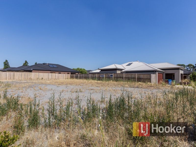 2 Biscay Grove, Lyndhurst VIC 3975