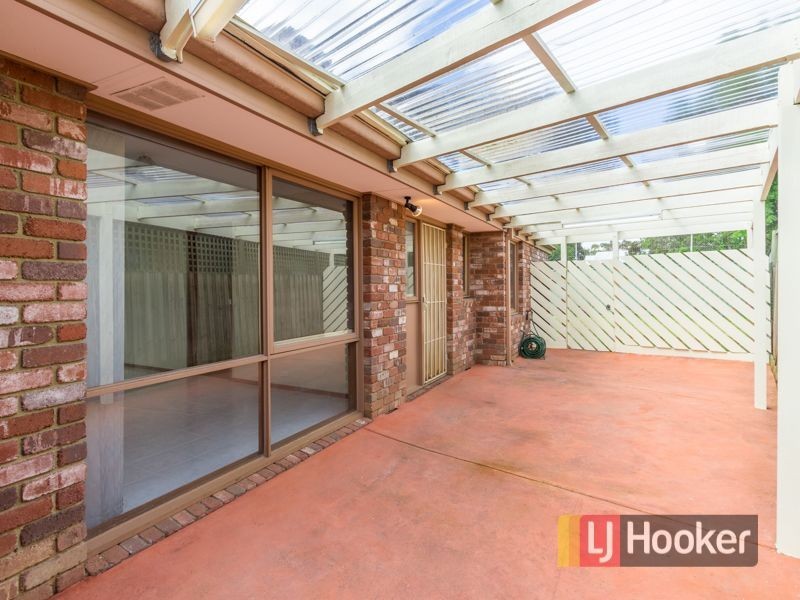 8 Edeys Run, Hampton Park VIC 3976