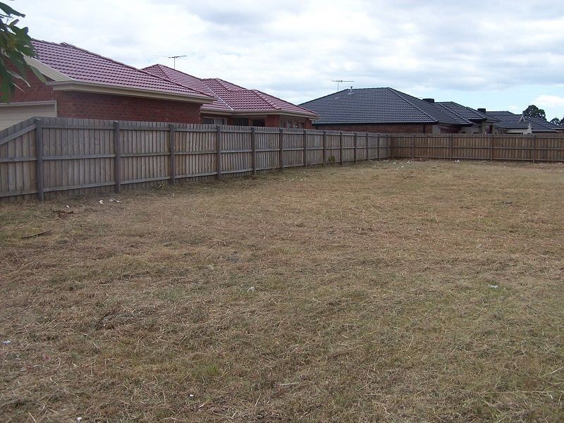 27 Henning Avenue, Lynbrook VIC 3975