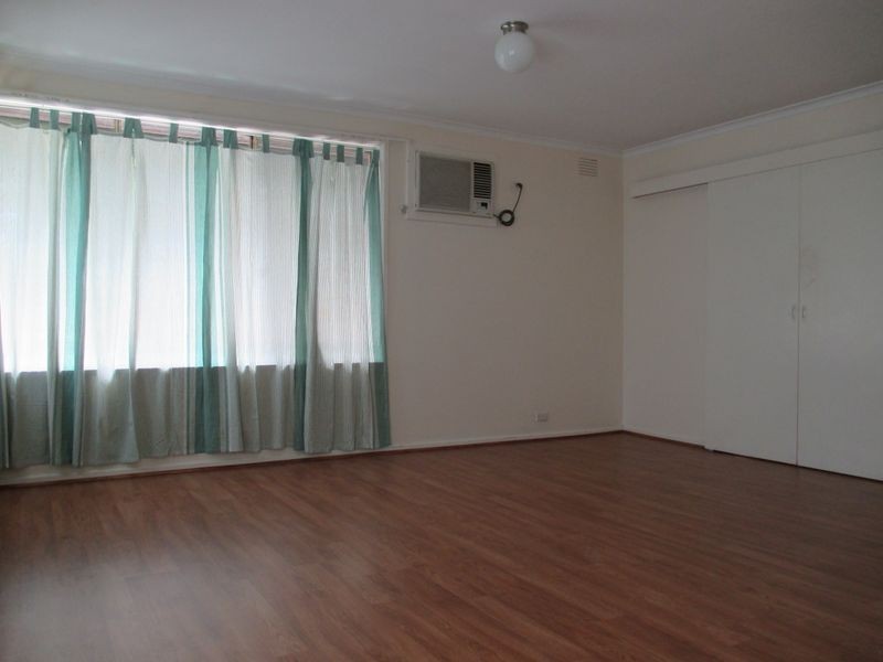 18 Mark Court, Hampton Park VIC 3976