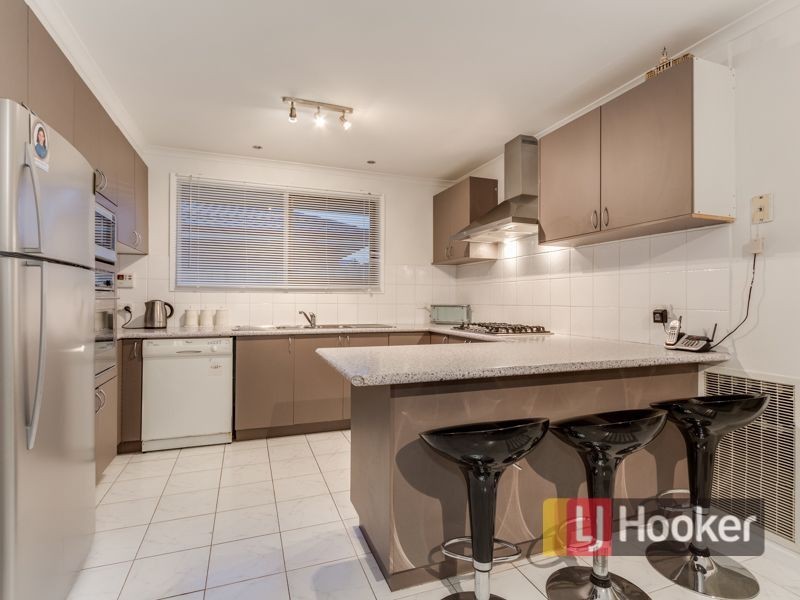 2 Bunya Place, Hampton Park VIC 3976