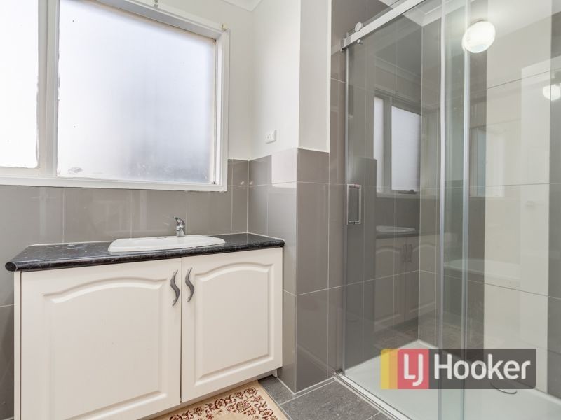 11 Lawson Way, Endeavour Hills VIC 3802