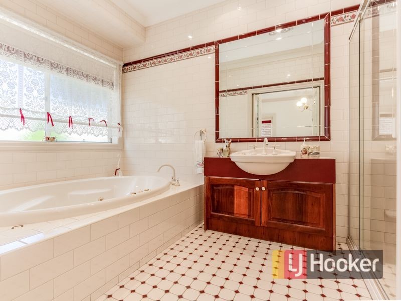 5 Stevensons Road, Cranbourne VIC 3977