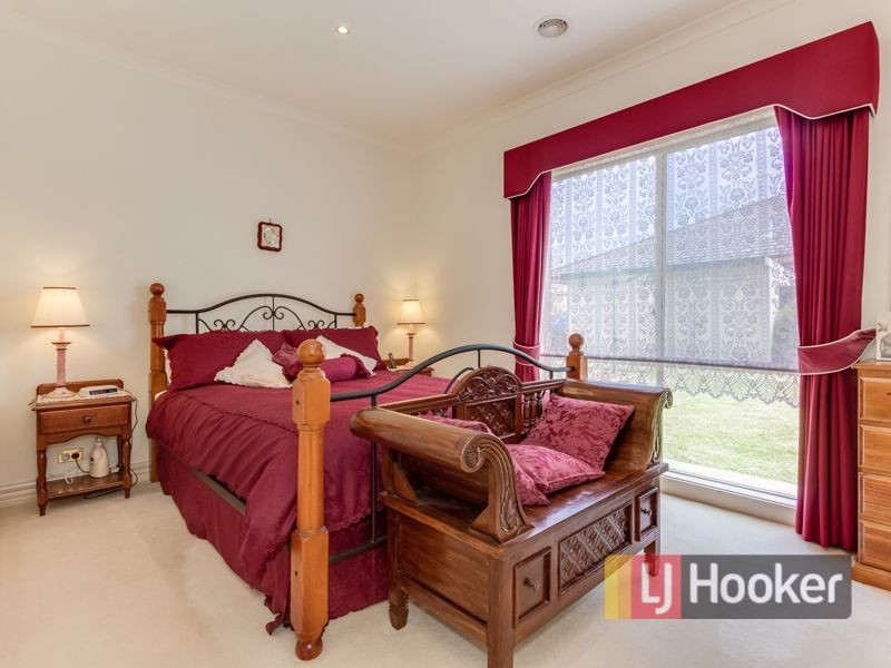 5 Stevensons Road, Cranbourne VIC 3977