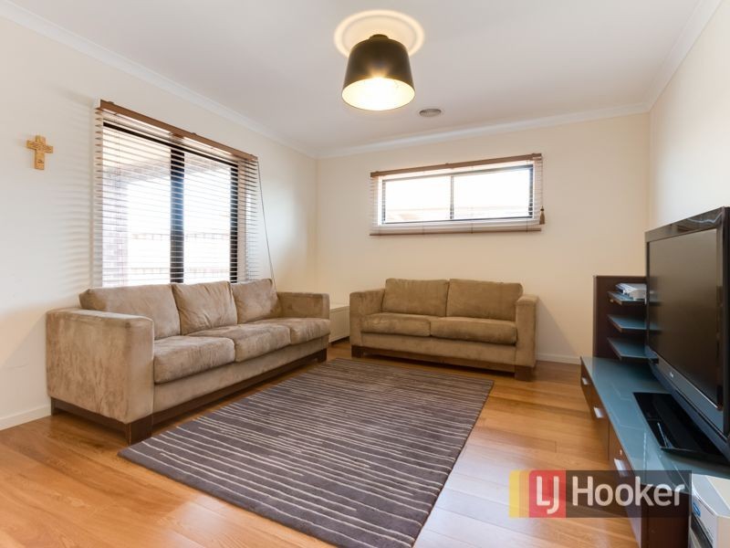3 Tilly Place, Lynbrook VIC 3975