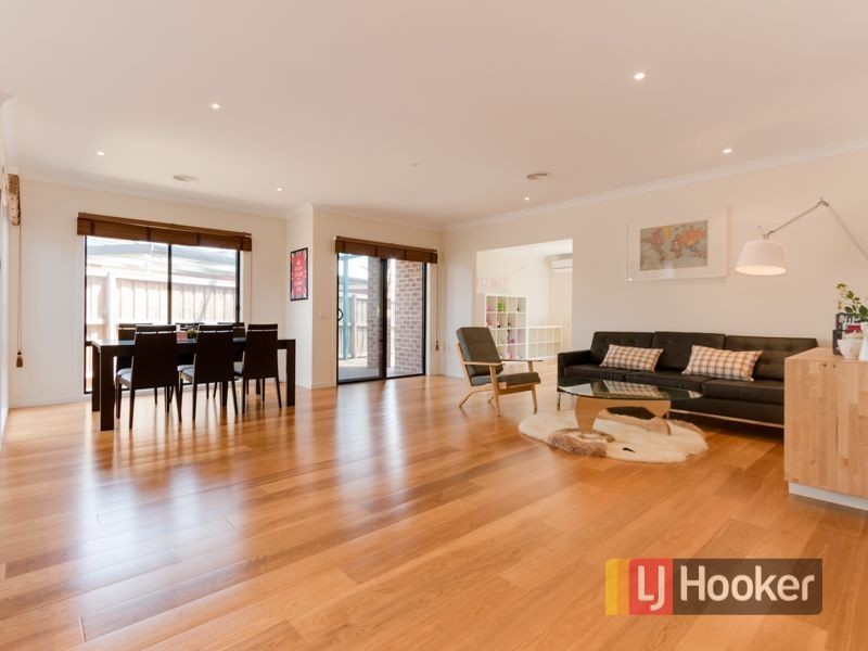 3 Tilly Place, Lynbrook VIC 3975