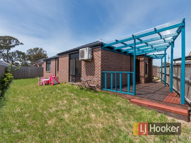 3 Tilly Place, Lynbrook VIC 3975