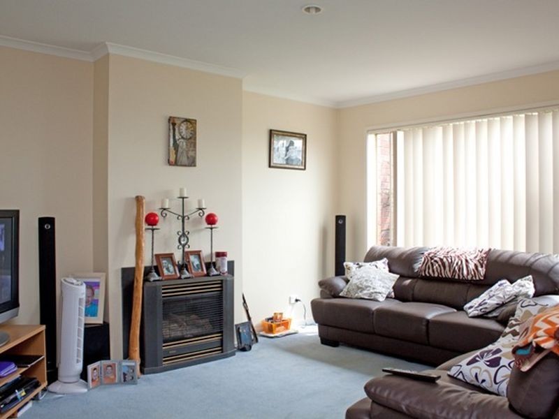 13 Woodchase Court, Cranbourne East VIC 3977