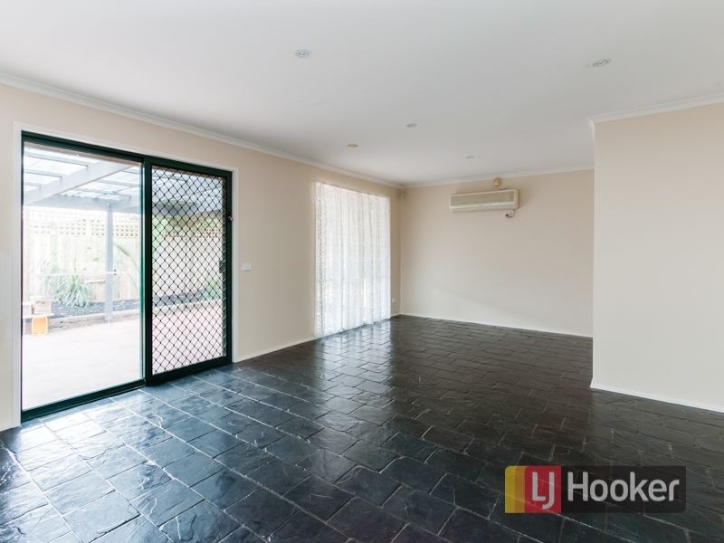 18 Raleigh Drive, Narre Warren South VIC 3805