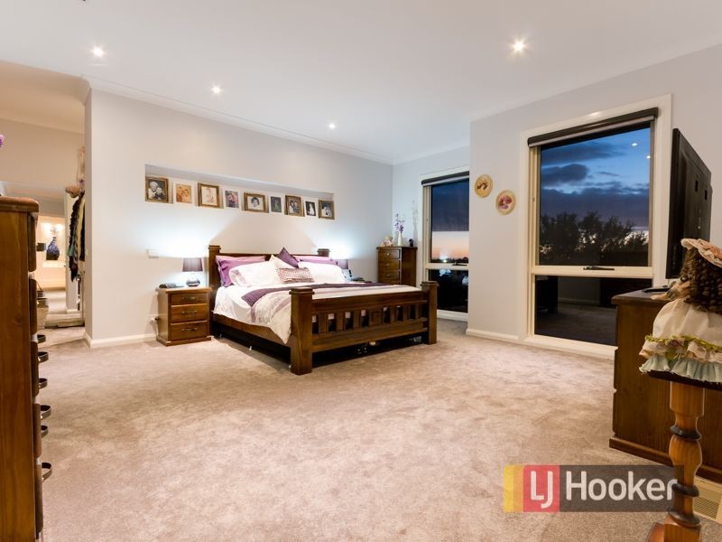 6-8 Cranston Close, Narre Warren North VIC 3804