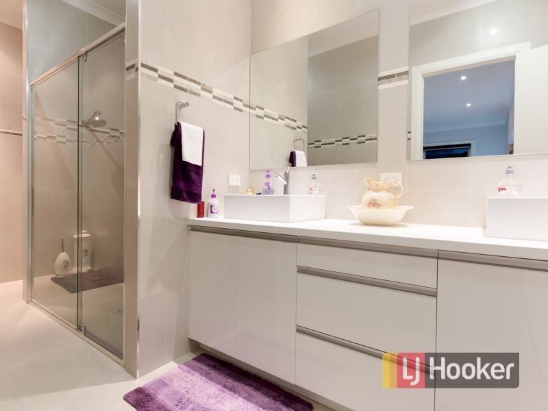 6-8 Cranston Close, Narre Warren North VIC 3804