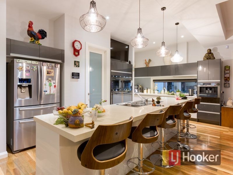 6-8 Cranston Close, Narre Warren North VIC 3804