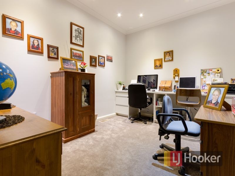 6-8 Cranston Close, Narre Warren North VIC 3804