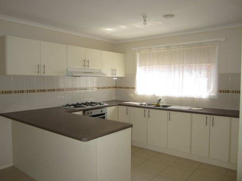 21 Domino Way, Hampton Park VIC 3976