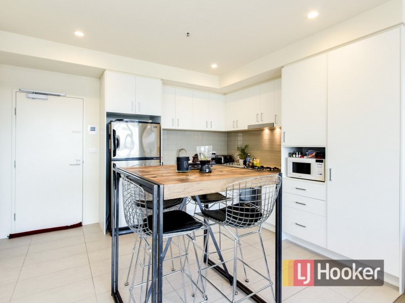 802/80 Cheltenham Road, Dandenong VIC 3175