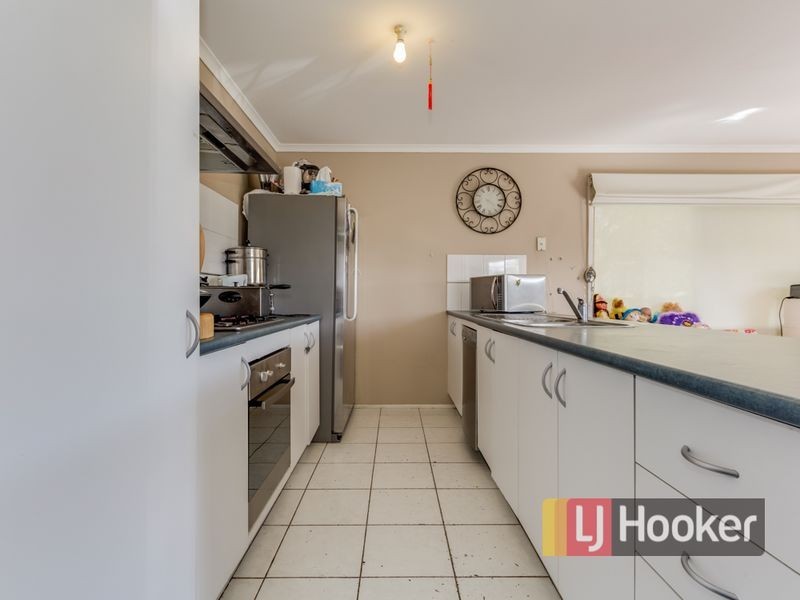 156 Harold Keys Drive, Narre Warren South VIC 3805