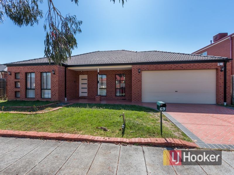 69 Elliott Parade, Lynbrook VIC 3975