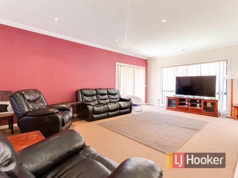 69 Elliott Parade, Lynbrook VIC 3975