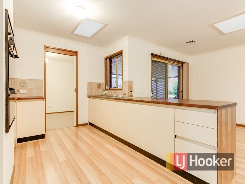 10 Song Street, Narre Warren VIC 3805