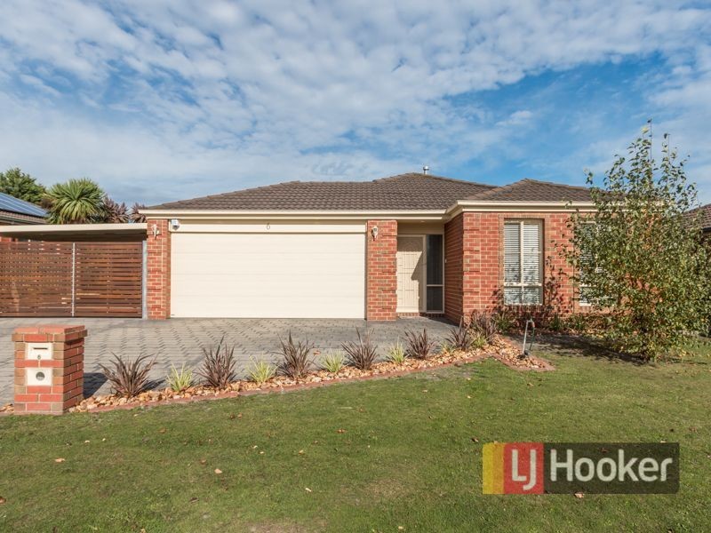6 Langbourne Drive, Narre Warren South VIC 3805