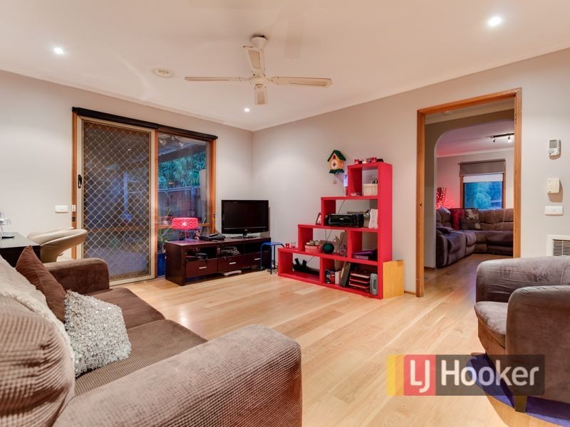 8 Marlene Court, Hampton Park VIC 3976