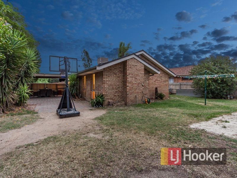 8 Marlene Court, Hampton Park VIC 3976