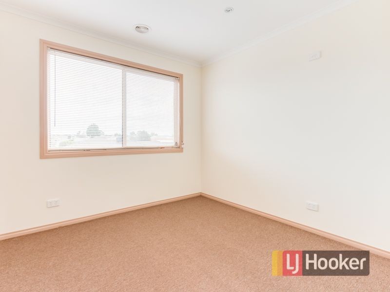 26 Dewpoint Crescent, Hampton Park VIC 3976