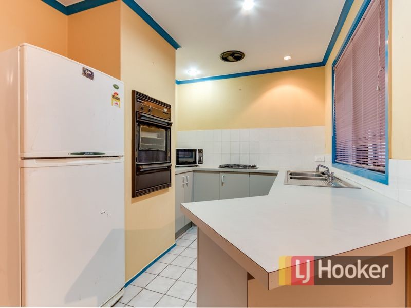 2 Chiswick Court, Hampton Park VIC 3976