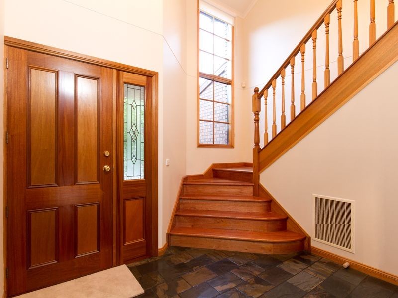 39 The Promenade, Narre Warren South VIC 3805