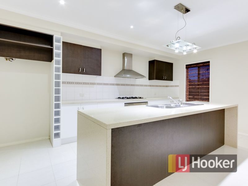 25 Cantwell Road, Narre Warren North VIC 3804