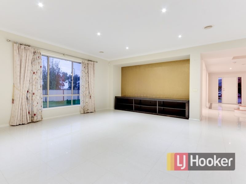 25 Cantwell Road, Narre Warren North VIC 3804