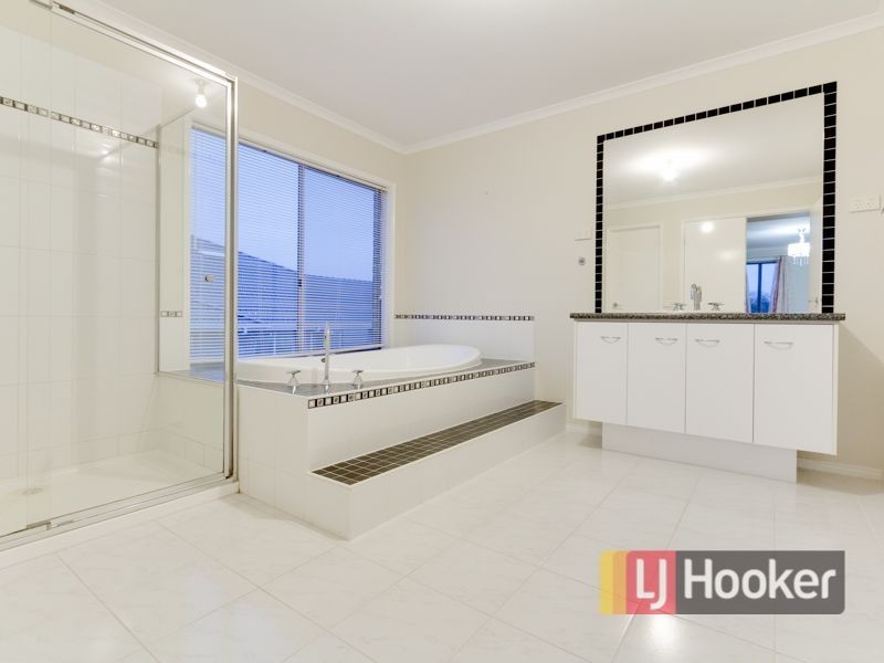25 Cantwell Road, Narre Warren North VIC 3804