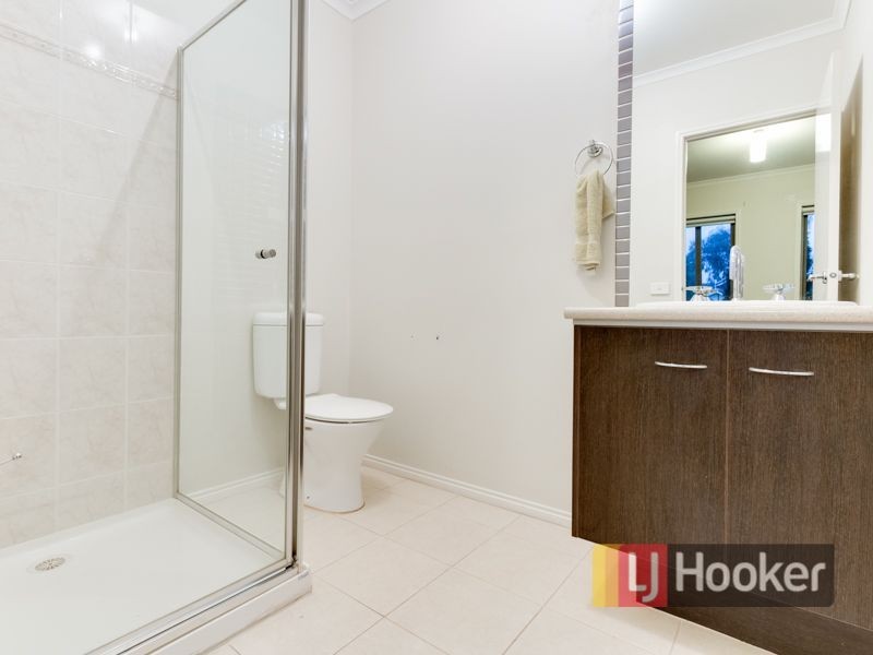 25 Cantwell Road, Narre Warren North VIC 3804