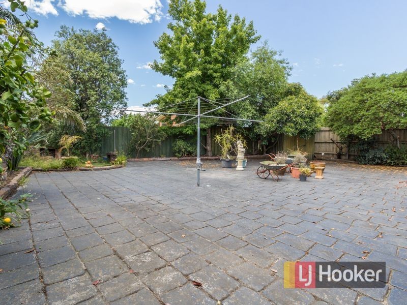 125 Oaktree Drive, Hampton Park VIC 3976
