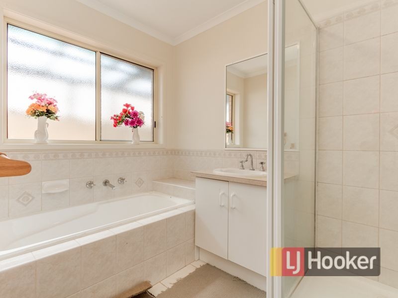 17 Yaraan Court, Hampton Park VIC 3976