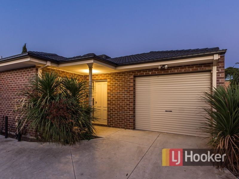 10A Strathavan Drive, Berwick VIC 3806