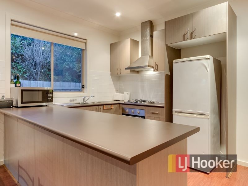 10A Strathavan Drive, Berwick VIC 3806