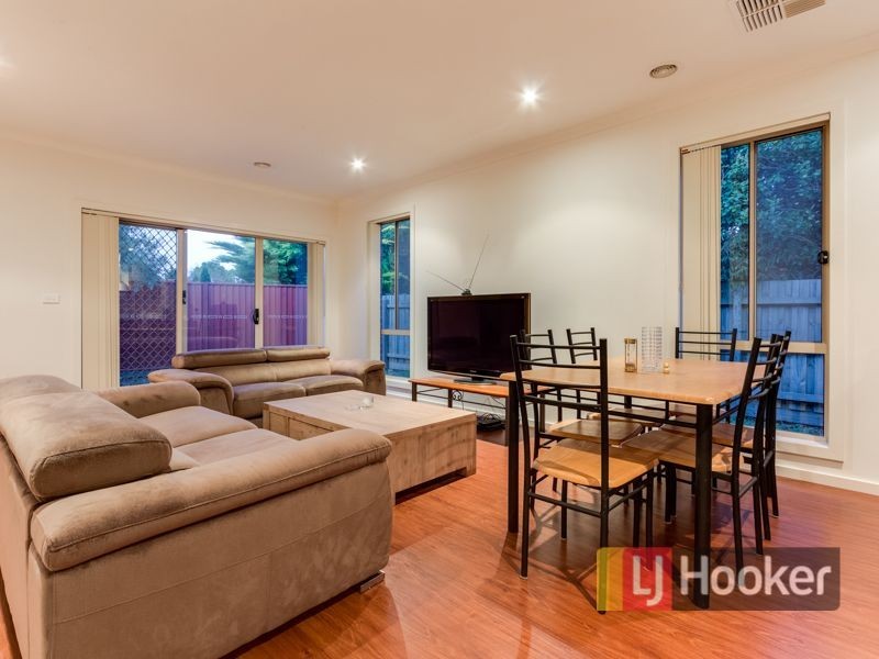 10A Strathavan Drive, Berwick VIC 3806