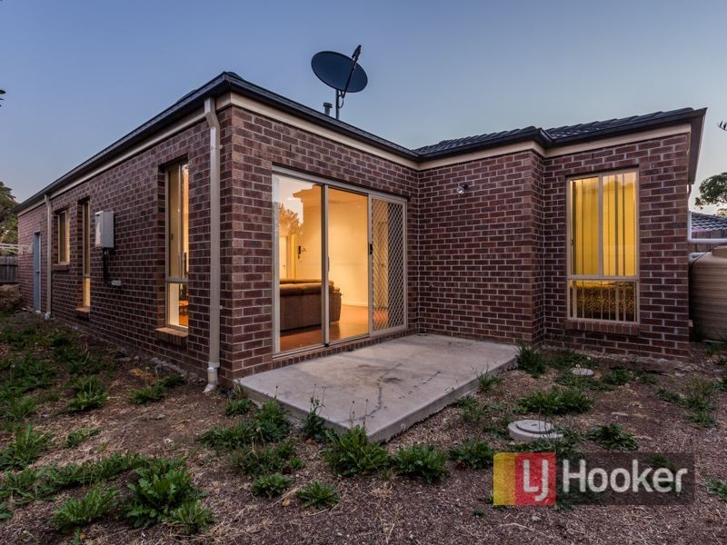 10A Strathavan Drive, Berwick VIC 3806