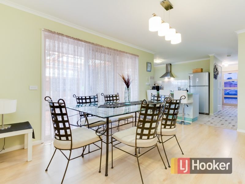 35 Ivan Crescent, Hampton Park VIC 3976