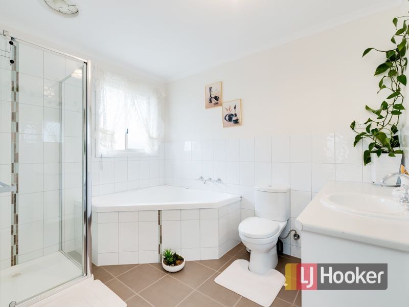30 Monahans Road, Cranbourne VIC 3977