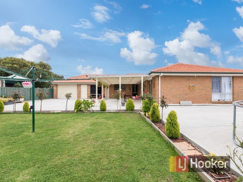 30 Monahans Road, Cranbourne VIC 3977