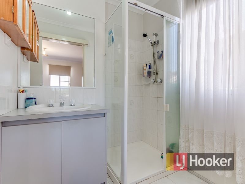 24 Valley View Rise, Hampton Park VIC 3976