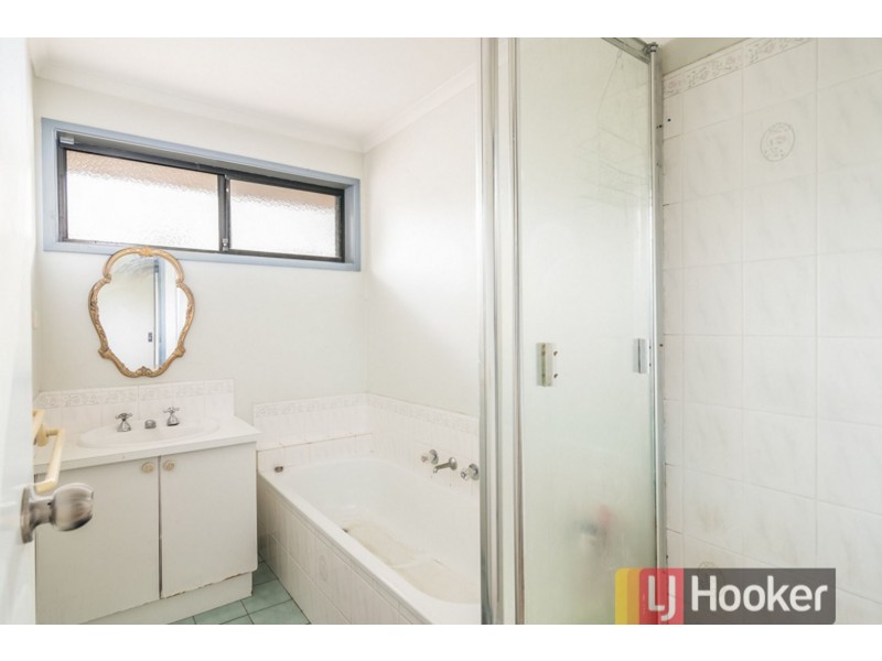 59 Fiorelli Boulevard, Cranbourne East VIC 3977