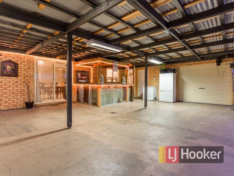 10 Honey Myrtle Way, Cranbourne VIC 3977