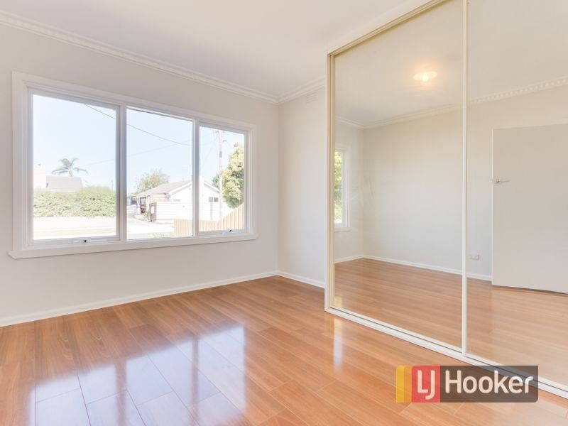 27 Parkland Avenue, Hampton Park VIC 3976