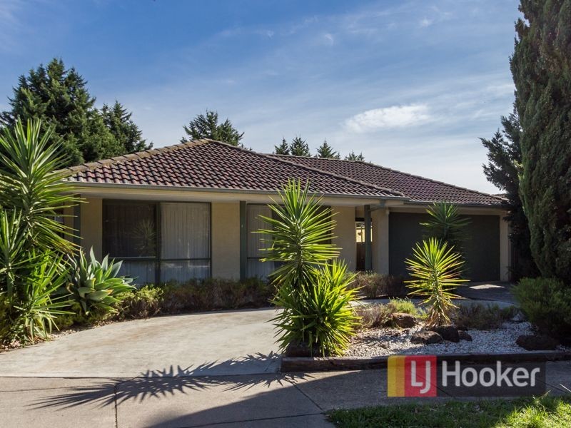 6 Greenhill Rise, Hampton Park VIC 3976