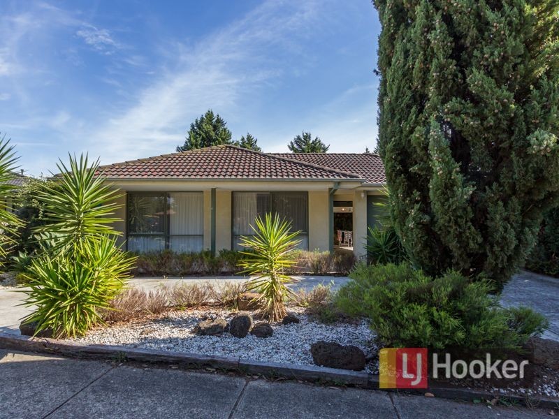 6 Greenhill Rise, Hampton Park VIC 3976