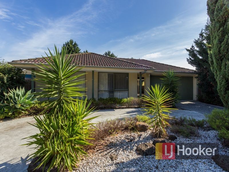 6 Greenhill Rise, Hampton Park VIC 3976