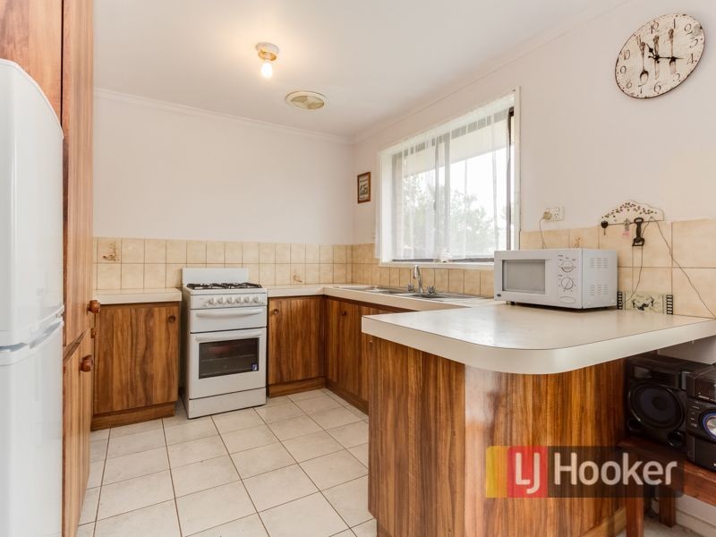 121 Hallam Road, Hampton Park VIC 3976